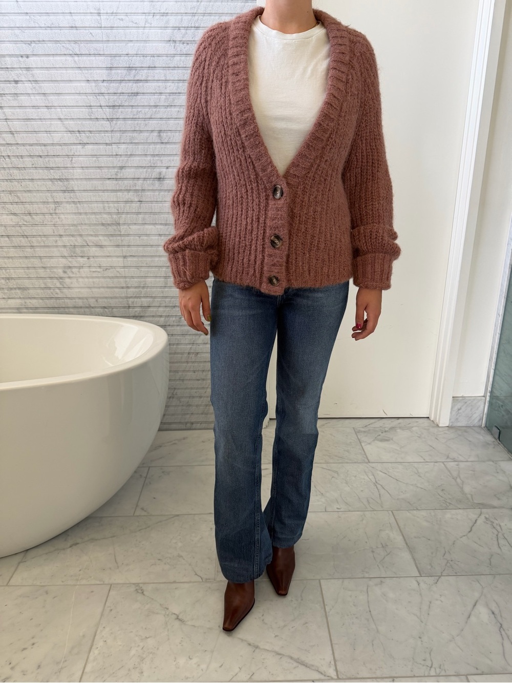 Chunky V-Neck Button Cardigan in Dusty Rose